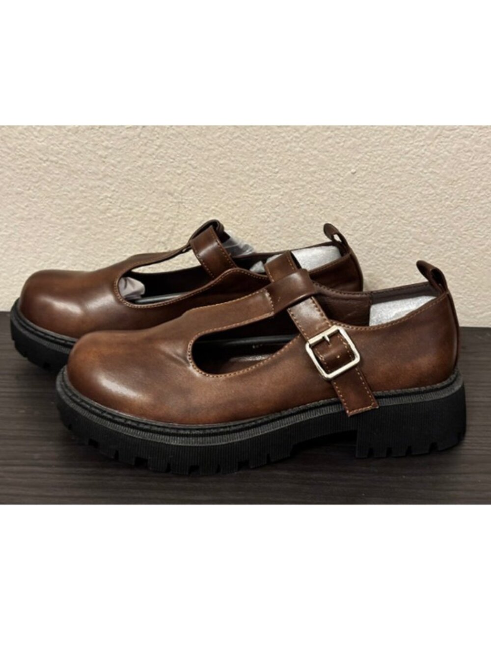 NWT Cider Distressed Round-Toe Buckle Platform Lug Loafers, Faux Leather, Sz 9 - Picture 7 of 7